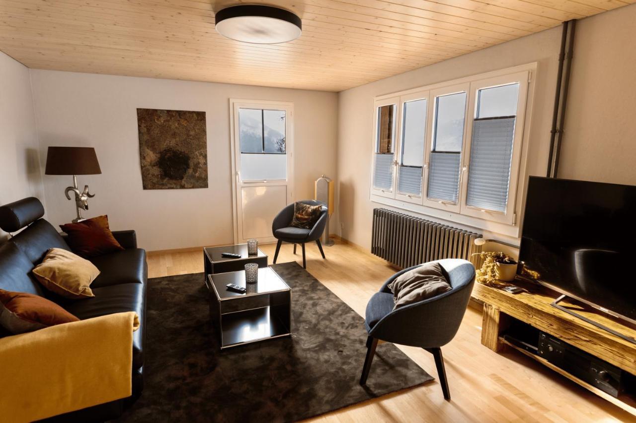 Chalet Egglen "Typical Swiss House, Best Views, Private Jacuzzi" Зигрисвил Екстериор снимка