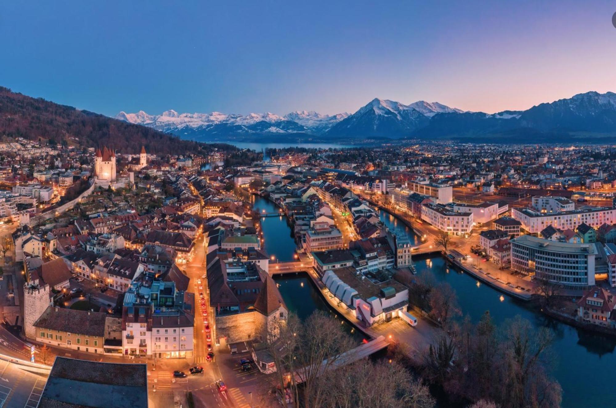 Chalet Egglen "Typical Swiss House, Best Views, Private Jacuzzi" Зигрисвил Екстериор снимка