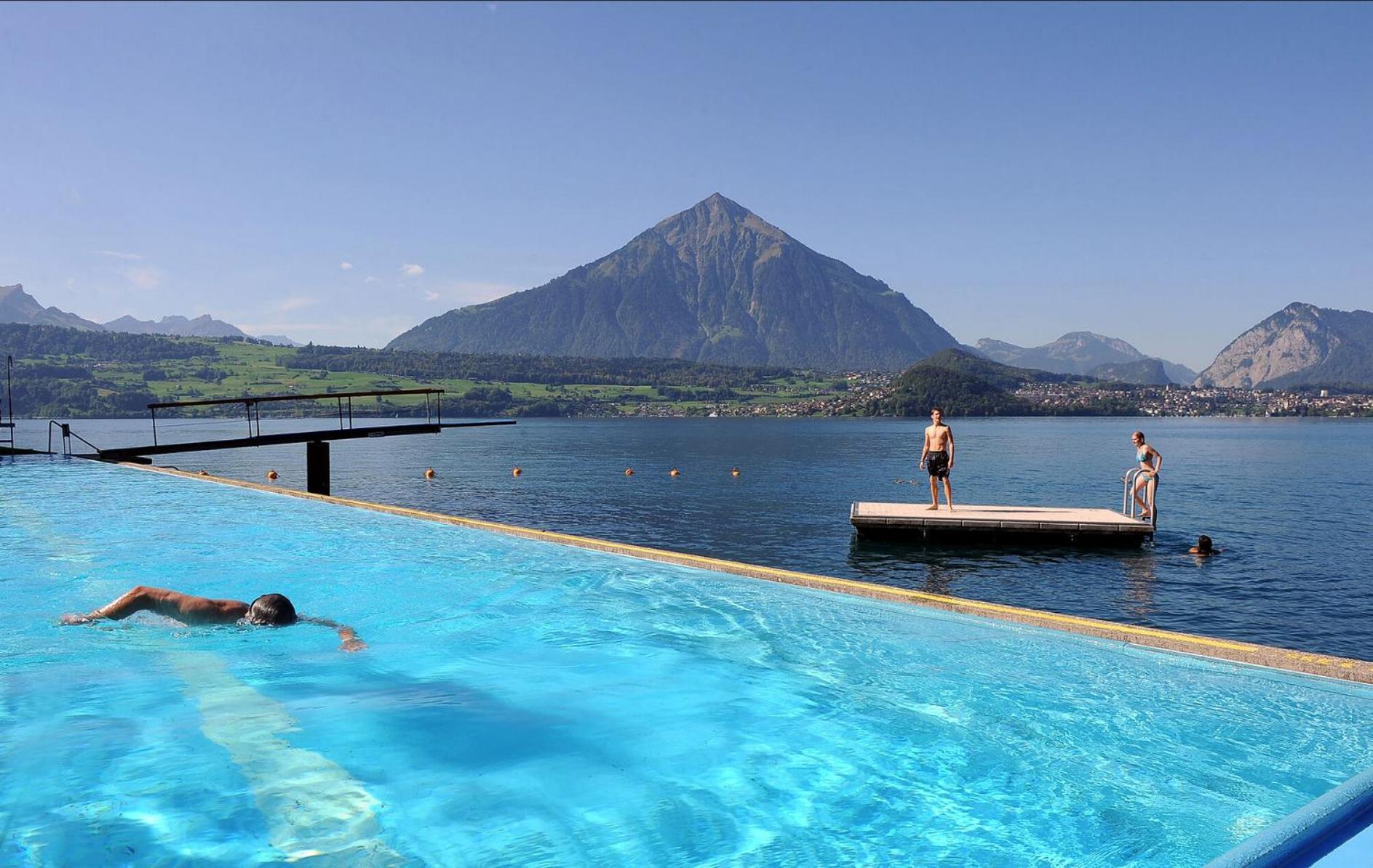Chalet Egglen "Typical Swiss House, Best Views, Private Jacuzzi" Зигрисвил Екстериор снимка